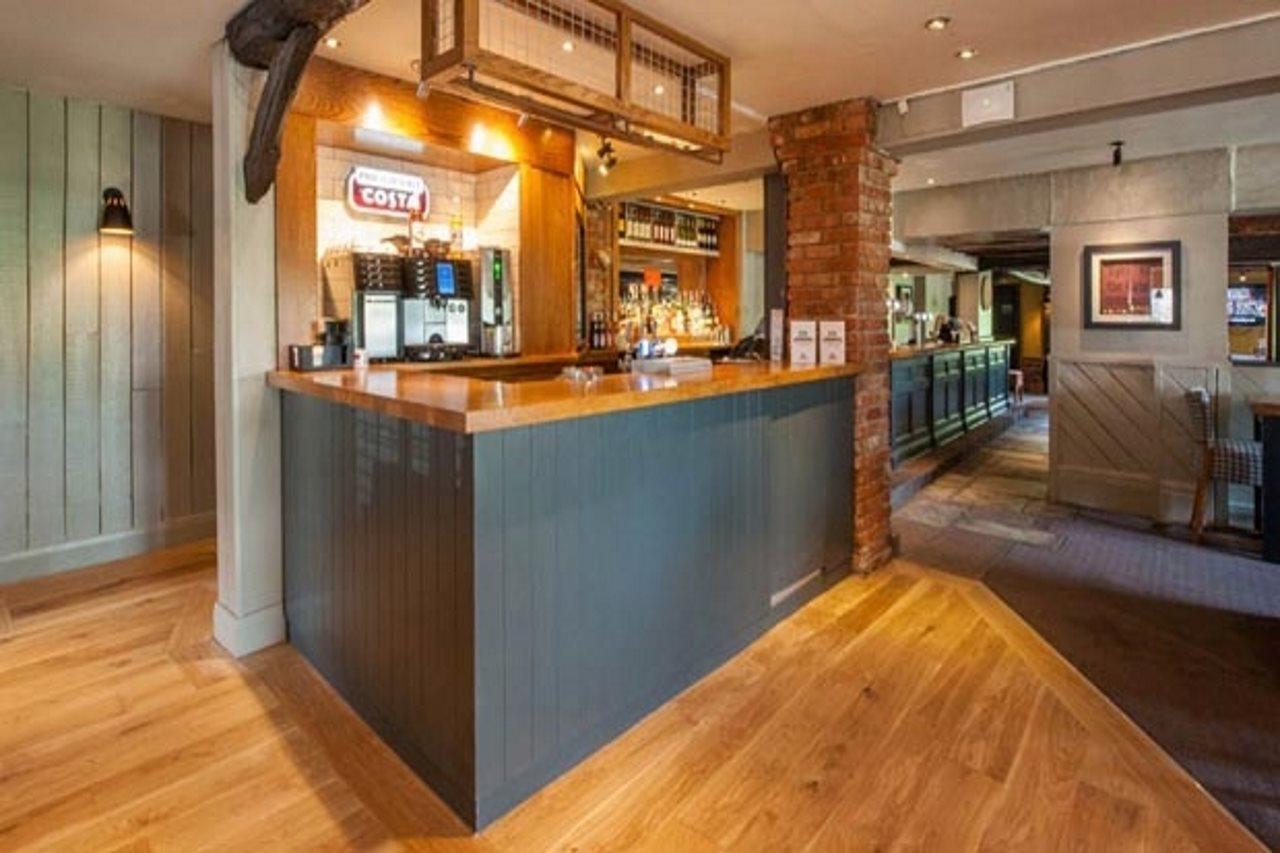 Premier Inn กลอสเตอร์ ภายนอก รูปภาพ