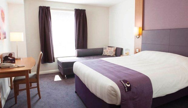 Premier Inn กลอสเตอร์ ภายนอก รูปภาพ